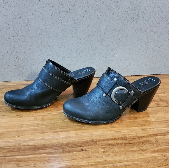 B.O.C Leather Clogs - Picture 1 of 8